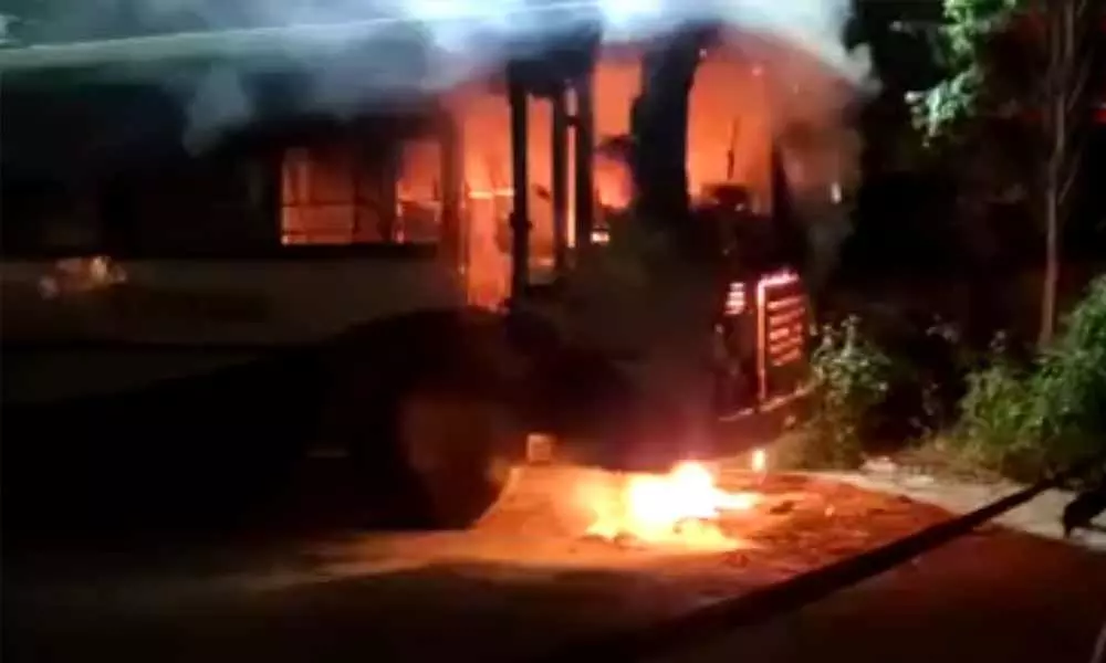 Fire engulfs TSRTC bus in Khammam, no casualties