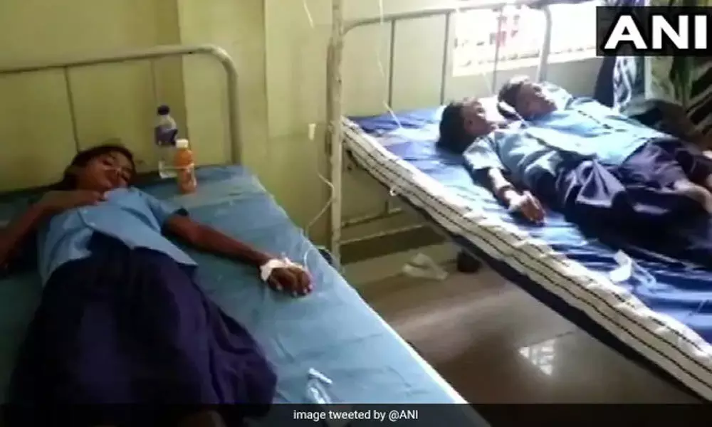 Students fall ill after consuming mid-day meals in Chitradurga school