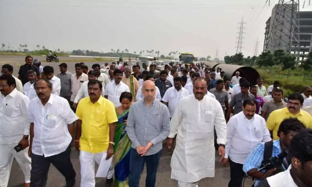 Guntur: TDP leaders visit capital region, slams government for stalling development