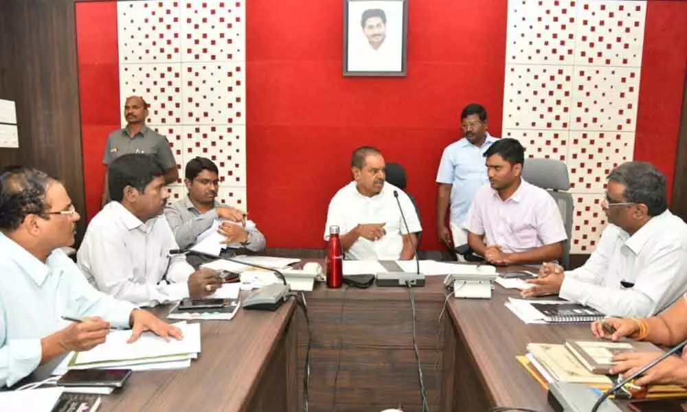 Chittoor: Deputy CM K Narayana Swamy seeks measures to irrigate 10 L acres