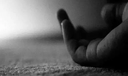 Construction worker commits suicide in Guntur district