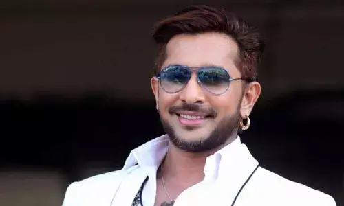 As in polls, reality TV contestants invest money to win