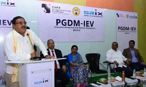 Warangal has best education: Errabelli