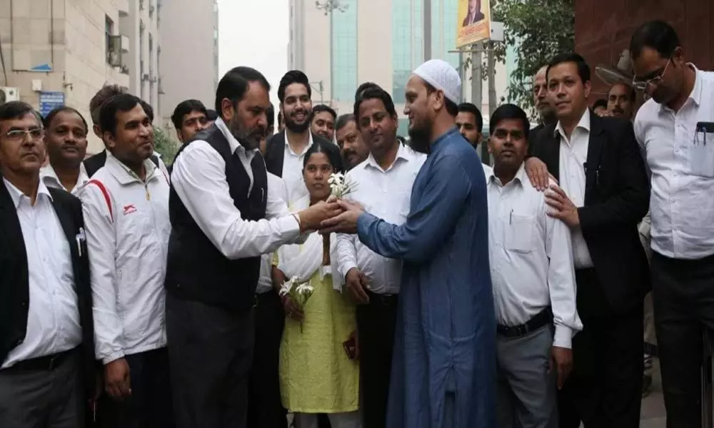 Delhi: Lawyers continue peaceful protests, allow litigants and police inside court premises