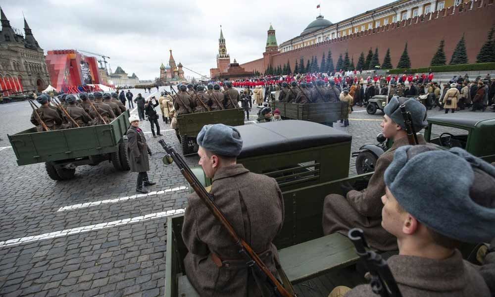 Russia Re-enacts Legendary World War Ii Parade In Moscow