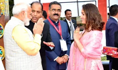 Honoured to share stage with PM Modi: Yami Gautam