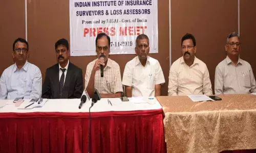 Centre urged not to amend IRDA Act