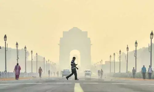 Delhi air very poor again due to high humidity