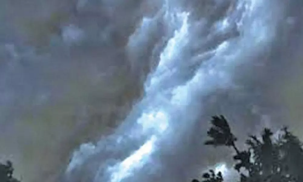 Weather Department: Cyclone Bulbul likely to get worse; Odisha and West Bengal get prepared