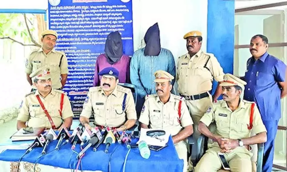 Warangal: 2 held for duping people on promise of jobs abroad