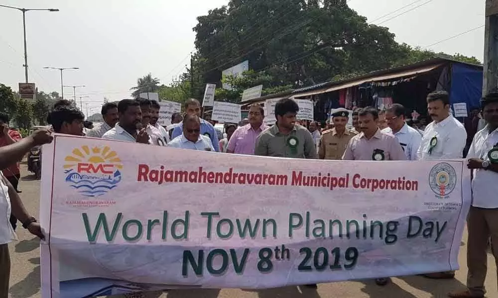 Rally to mark Town Planning Day in Rajamahendravaram