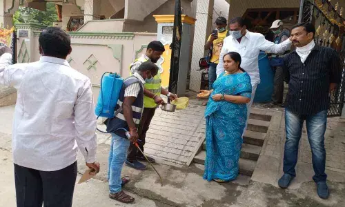 Corporator Sangeetha Prasanth Goud takes out padayatra