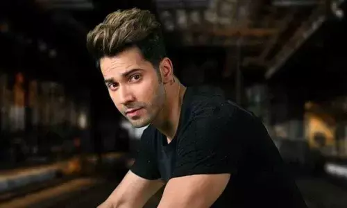 Varun Dhawan eyes Bala director