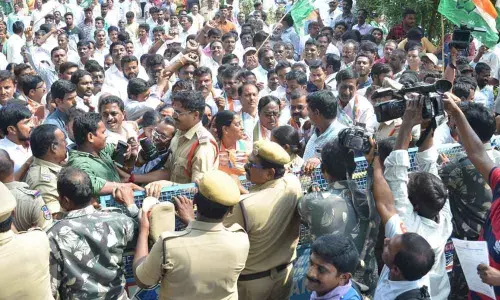 BJP incompetent to lead country: Ponnala Laxmaiah