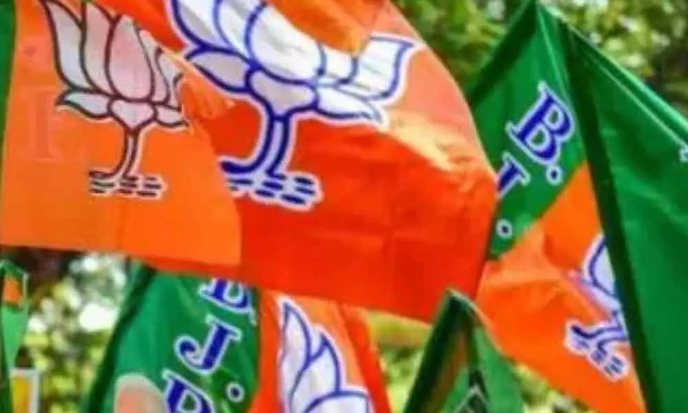 Telangana: BJP condemns KCR government, demands release of Dr Laxman from house arrest