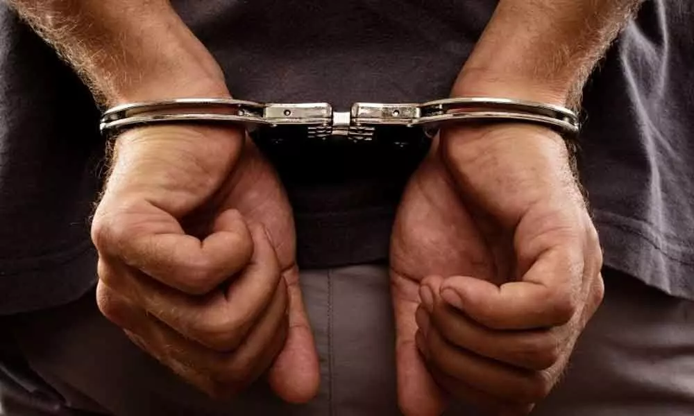 Cyber cheat from Madhya Pradesh arrested  in Kurnool