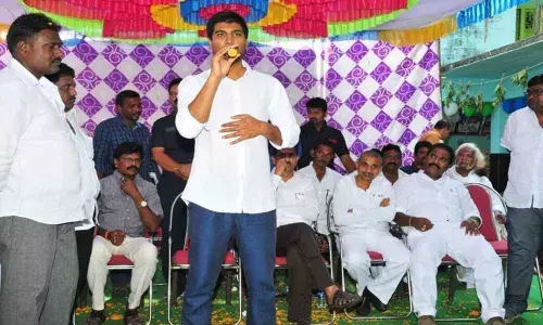 Rajakas assured of 10,000 financial help: MP Lavu Sri Krishnadevarayalu