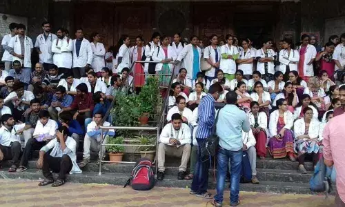 Junior doctors ask for better facilities