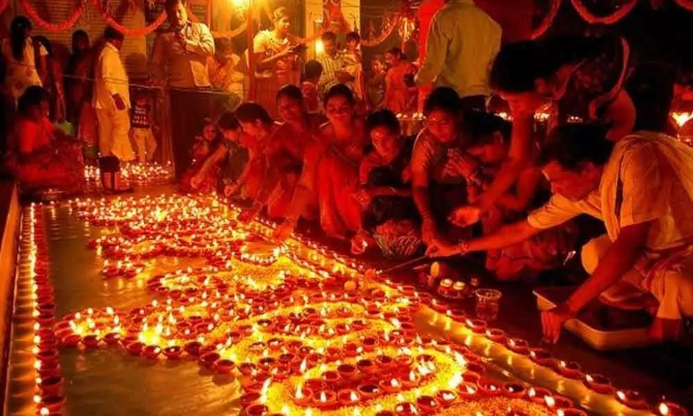 Kartika Purnima: Devotees offer prayers at all temples across two Telugu states