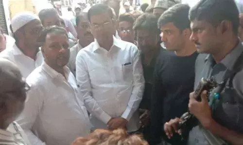 MLA Kaleru Venkateshs gesture to kin of mishap victim