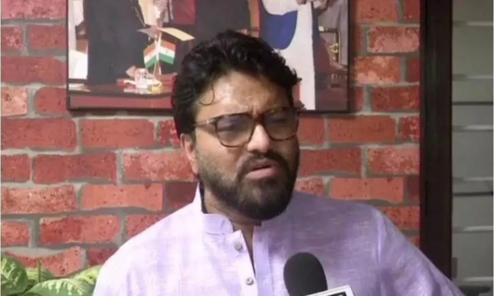 Babul Supriyo faces protests on visit to Cyclone Bulbul-affected areas