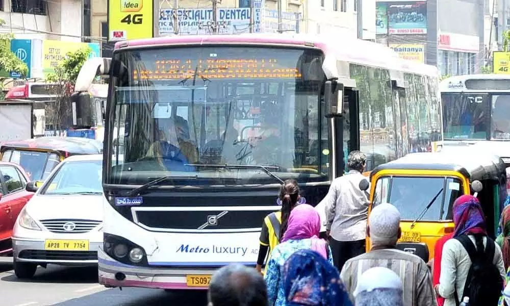 Fearing damage, RTC feels temp drivers unfit to run AC buses