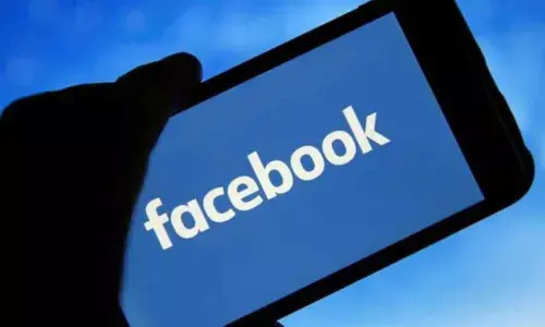 Facebook to finally let users customise shortcuts bar