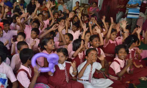 Painting competition held for 800 differently-abled  kids