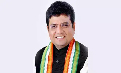 Not invited to meet, Congress MLA to slap privilege notice on Singareni