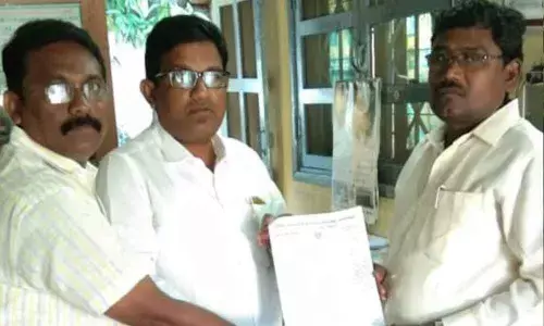 Act against SCCL for violating rules, sarpanch Budidha Mallesh demands in Peddapalli