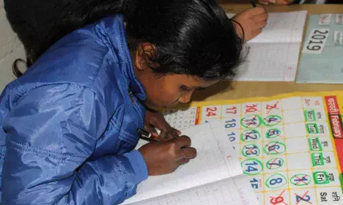 13 differently-abled students from India learn new sign language
