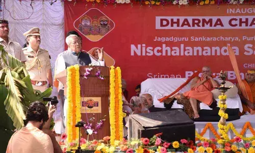 Governor lauds historic significance of Rajahmundry