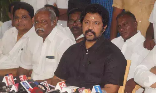 Vallabhaneni Vamsi hits out at Naidu, says will work with Jagan