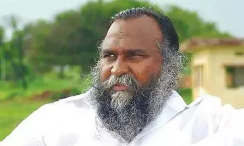 Jagga Reddy sends bio-data to AICC for PCC chief post