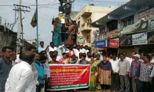 TSRTC staff submit plea to Ambedkar