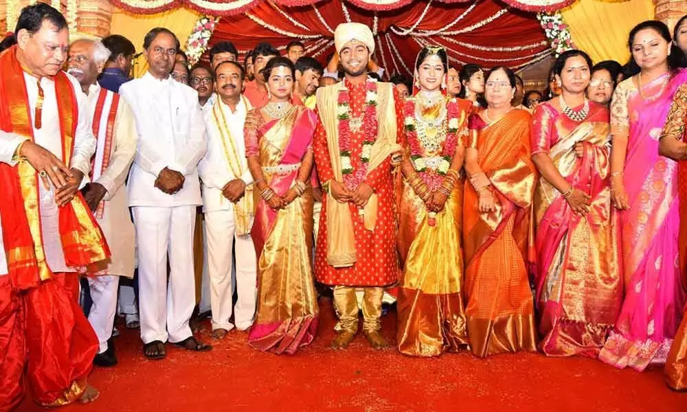Telangana CM KCR, governor and ministers attends Etela Rajenders daughters marriage in Hyderabad