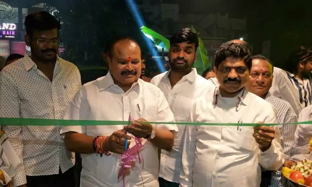Kadiapattanam Military Hotel inaugurated: Kanna Laxminarayana