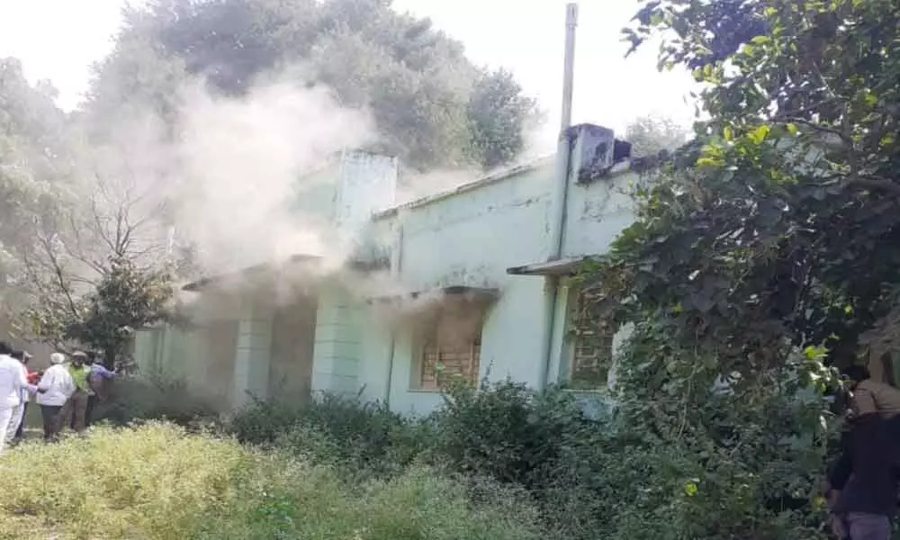 Kamareddy: Smoking triggers fire in guest house