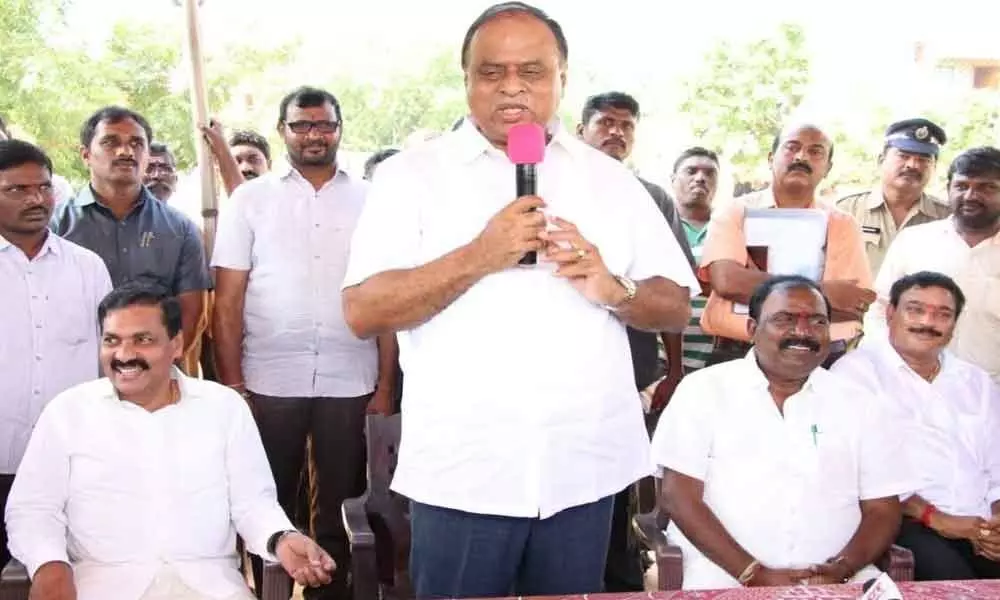 Rajya Sabha member V Prabhakar lauded for providing water plants to rural people in Nellore