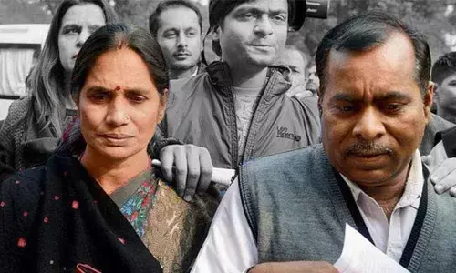 Nirbhaya parents seek fast-tracking of rapists execution