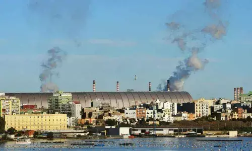 Italy files appeal to stop ArcelorMittal dropping steel deal