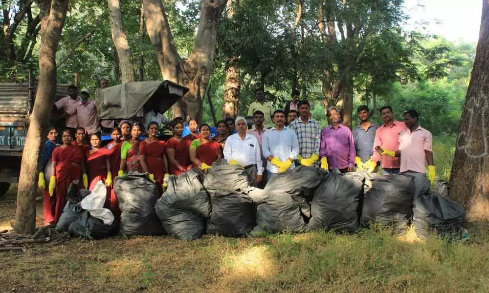 Clean up drive at University of Hyderabad