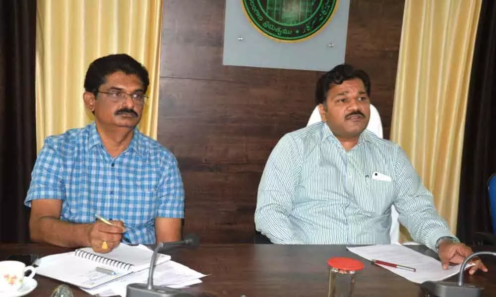 Kothagudemp: Collector Rajat Kumar Saini tells officials to create awareness on Nivedita app