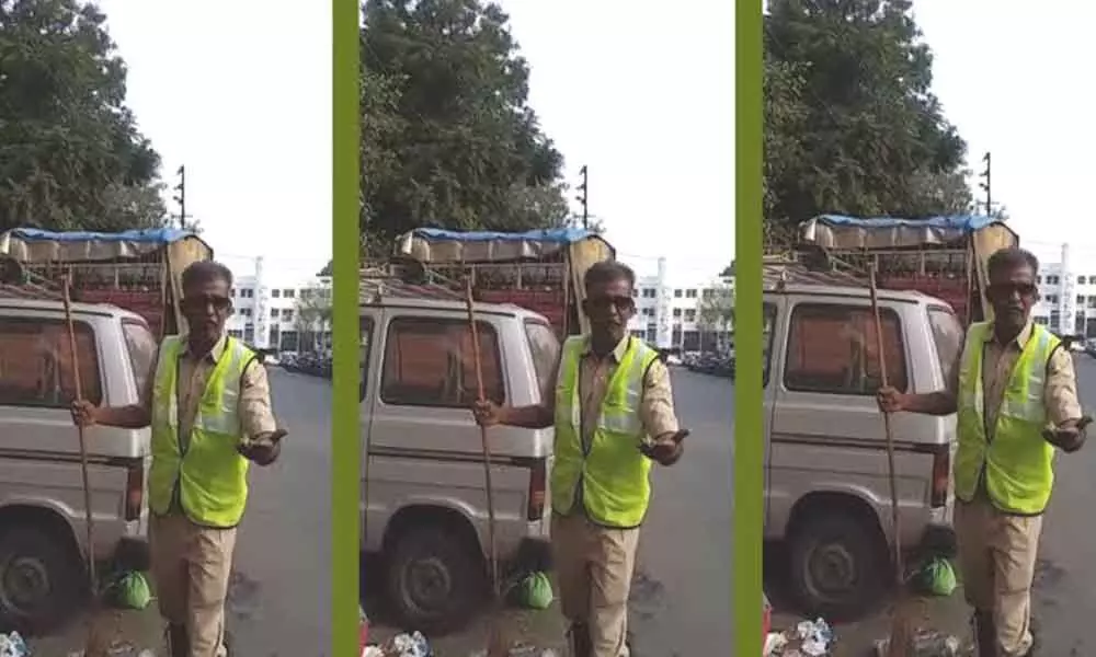 Sanitation worker recreates old songs for anti-trash campaign in Pune