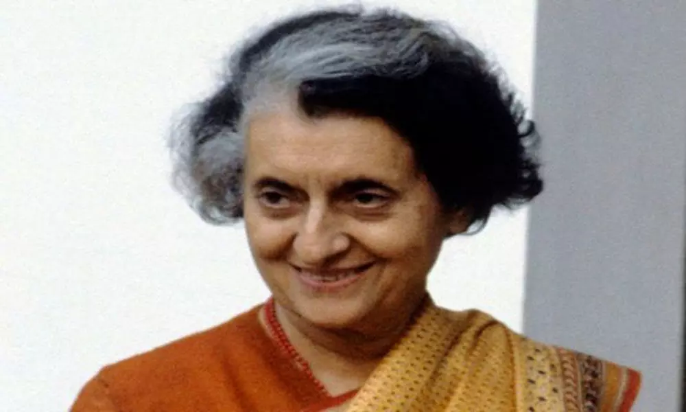 PM Modi and Rahul Gandhi pay tributes to Indira Gandhi on birth anniversary
