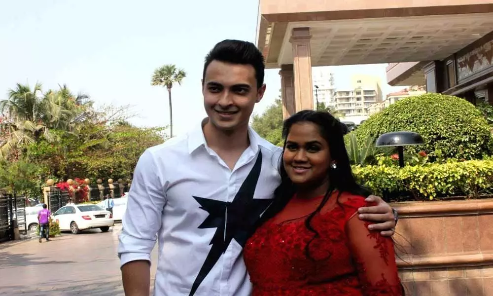 In Pictures: Arpita Khan and her husband are #couplegoals!