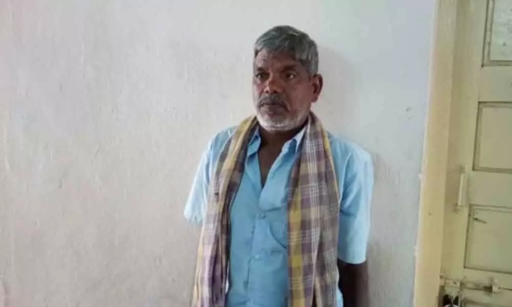Yet another farmer tries to set revenue staff on fire in Karimnagar