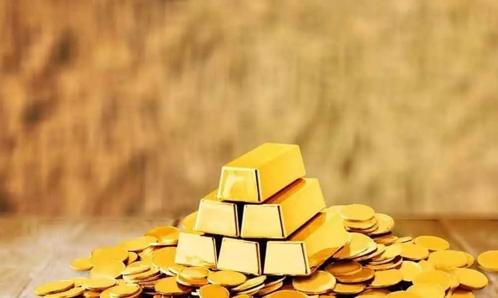 Gold prices may not dip in near future: SBI advisor
