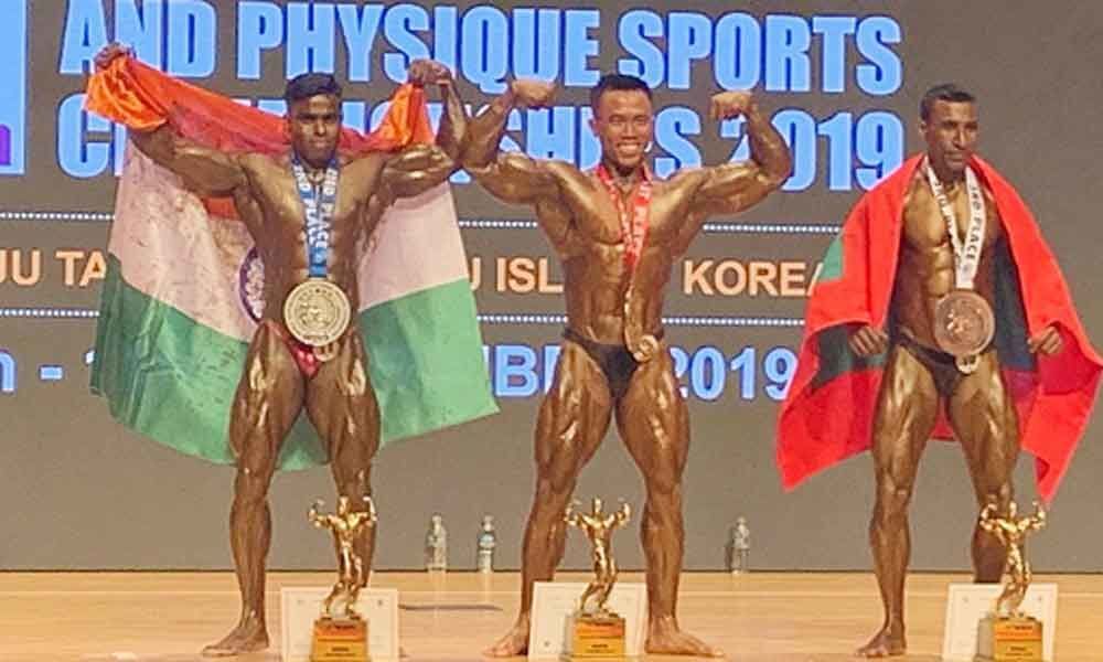 Indian Army men flex muscles at world meet