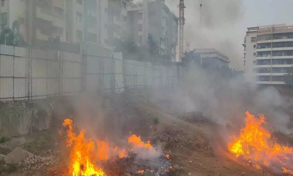 Residents fume over garbage burning in Gachibowli
